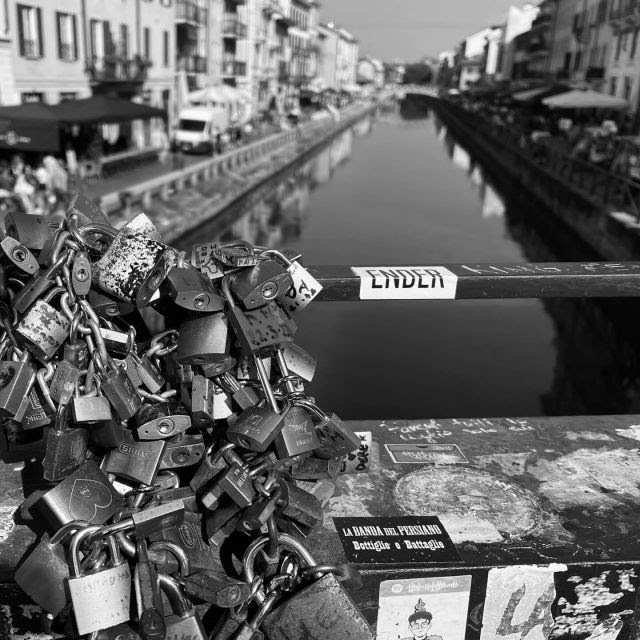 Amori sul naviglio