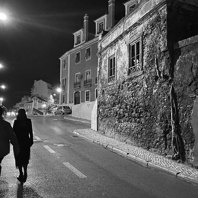 A Stroll ~ Foto © Antonio Dini