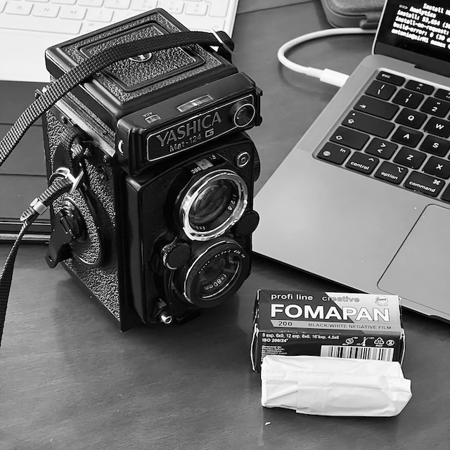 Yashica e Fomapan